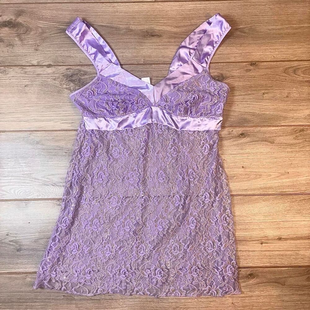 Purple vintage lace babydoll lingerie  satin straps and floral embroidery, size
